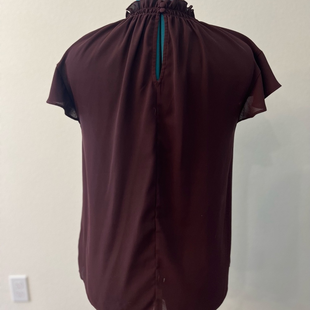Express Ruffle Mock Neck Top - Burgundy - Medium